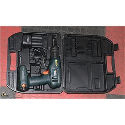 B & D CORDLESS DRILL SET IN A CASE