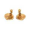 Image 3 : Chanel Vintage Gold Textured CC Logo Round Clip On Earrings