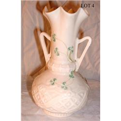 BELLEEK VASE DOUBLE HARP, "SHAMROCK"