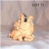 Image 1 : VINTAGE NETSUKE IVORY FOO DOG