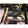 Image 2 : 2 PAIR OF BAUER SUPREME S140 YOUTH SIZE 10 HOCKEY SKATES