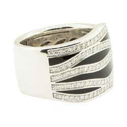 0.86 ctw Diamond Ring - 18KT White Gold