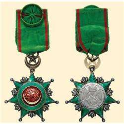 Medal - TURKEY - ORDER OF OSMANIA