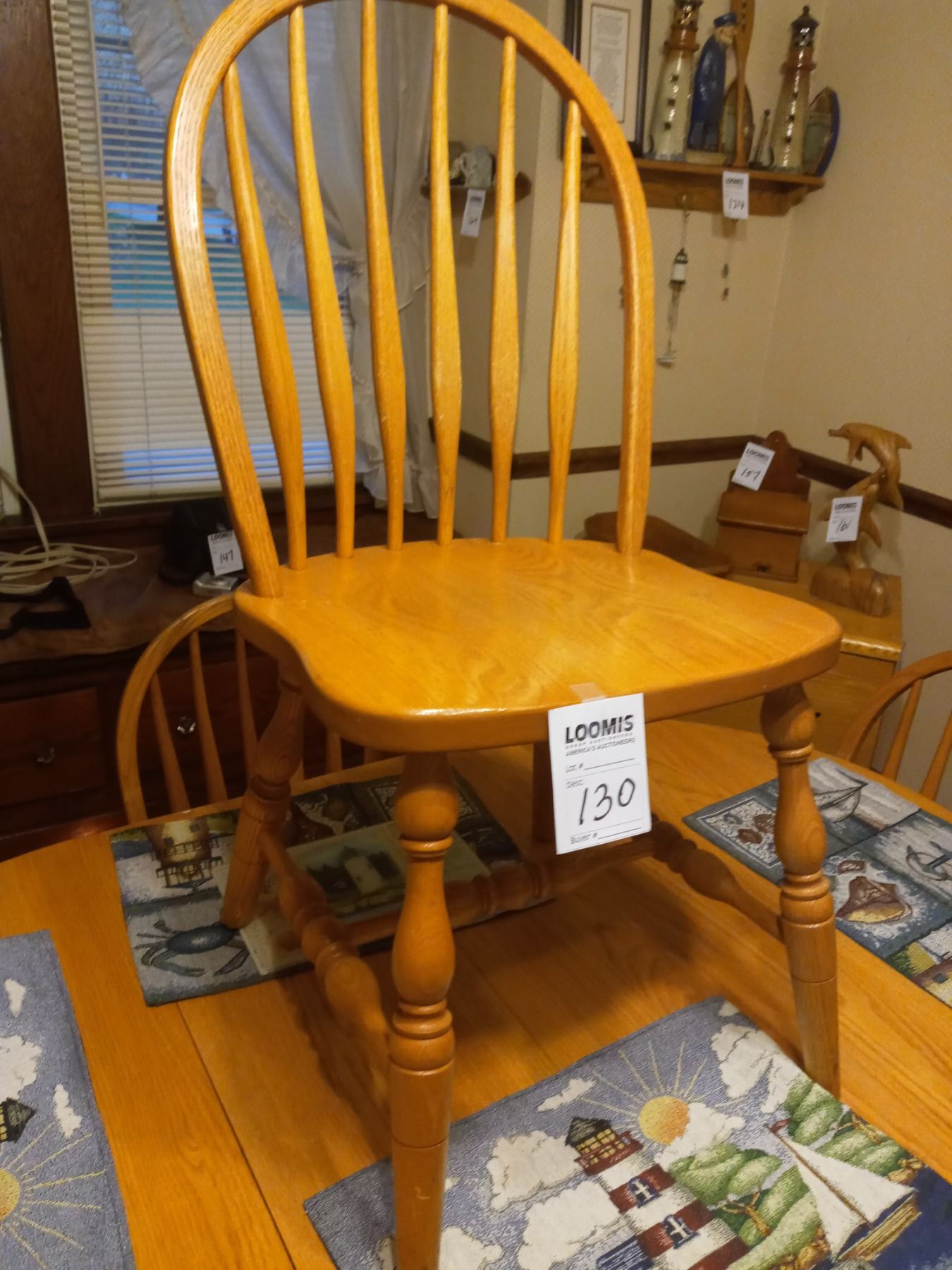LIKE NEW SOLID OAK AMISH MADE KITCHEN SET W/ WIDE BOARD, AND 4 ARROW
