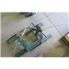 Image 2 : Pair of Greenlee 687 Screw Type Reel Stands