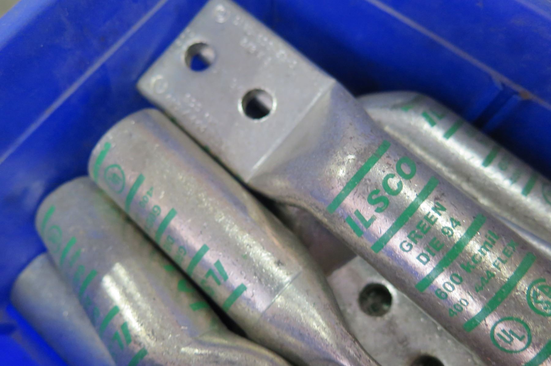 5 Blue Bins Ilsco & Misc Copper Compression Lugs, Eaton Neutral Lug ...