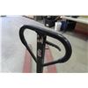 Image 8 : Dayton Manual Hand Hydraulic Pallet Jack Capacity 6000 lbs.
