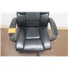 Image 2 : Rolling Executive Upholstered Office Arm Chair