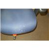 Image 2 : Rolling Upholstered Office Arm Chair
