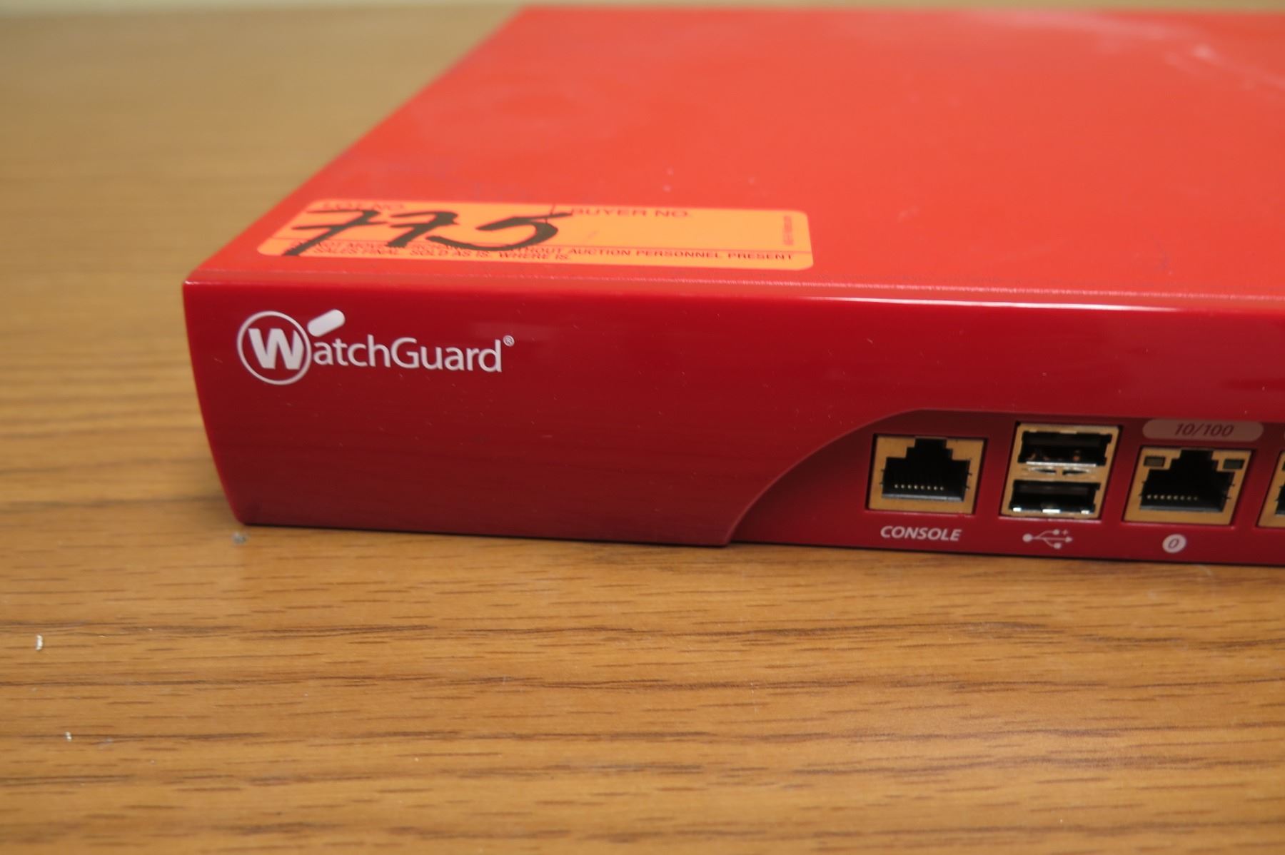 WatchGuard XTM 5 Series Security Appliance N4242 100-240V 50/60Hz