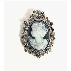 Ladies Elegant Cameo Of A Beauty With Semi Precious Stones