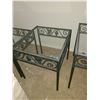 Image 3 : Nesting tables