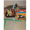 Image 1 : Cleaning supplies