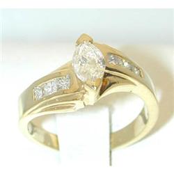 7097 14K Gold Diamonds Ring