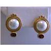 Image 1 : 7123 14k Gold Earrings with Mabe Pearl and Garnet