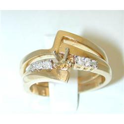 365 14k Gold Diamond Engagement set