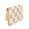 Image 2 : Louis Vuitton Damier Azur Canvas Leather 6 Key Holder