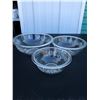 Image 1 : Pyrex bowls