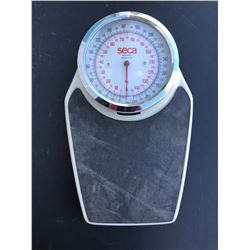 Seca Scale