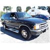 Image 3 : A2 --  1995 CHEVROLET BLAZER , Black , 298725  KM's