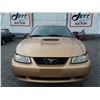 Image 2 : D1 --  2000 FORD MUSTANG GT , Gold , 151908  KM's
