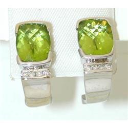 6020 18KW Gold Earrings w/ Peridot/ Diamonds