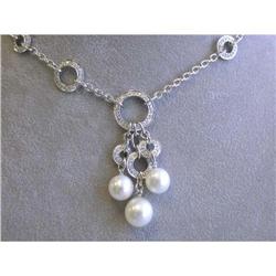 6513 18k White Gold Necklace with Pearls and Diamonds