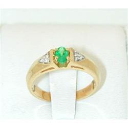 2891 14k Gold Ring w/Diamond/Emerald