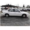 Image 4 : A12 --  2003 CHEVROLET MALIBU , White , 227840  KM's "NO RESERVE"
