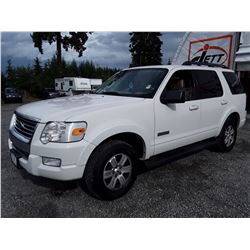 A12A --  2008 FORD EXPLORER XLT , White , 199081  KM's