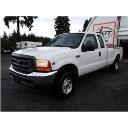 A2 --  2001 FORD F250 XL SUPER DUTY , White , 249100  KM's "NO RESERVE"
