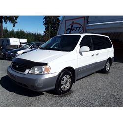 E6 --  2003 KIA SEDONA EX , White , 108844  KM's