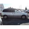 Image 4 : E6 --  2003 KIA SEDONA EX , White , 108844  KM's