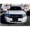 Image 2 : G6 --  2011 FORD ESCAPE XLT , White , 126622  KM's