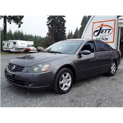B1 --  2005 NISSAN ALTIMA S , Grey , 192051  KM's