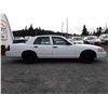 Image 4 : A6 --  2002 FORD CROWN VICTORIA POLICE INTERCEPTOR  , White , 227314  KM's "NO RESERVE"