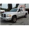 Image 1 : F4 --  2007 DODGE DAKOTA ST EXT CAB 4X4 , Grey , 372441  KM's