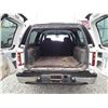 Image 18 : F6 --  2000 CHEVROLET SUBURBAN 2500 4X4 , White , 222382  KM's