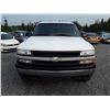Image 2 : F6 --  2000 CHEVROLET SUBURBAN 2500 4X4 , White , 222382  KM's