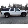 Image 4 : F6 --  2000 CHEVROLET SUBURBAN 2500 4X4 , White , 222382  KM's