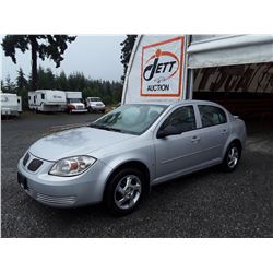 J6 --  2008 PONTIAC G5 , Grey , 283031  KM's