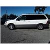 Image 8 : A9 --  2005 FORD FREESTAR LTD , White , 223159  KM's  "NO RESERVE"