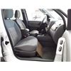 Image 16 : D5 --  2005 FORD ESCAPE XLT, WHITE, 239582 KM'S