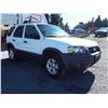 Image 3 : D5 --  2005 FORD ESCAPE XLT, WHITE, 239582 KM'S