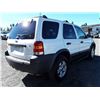 Image 5 : D5 --  2005 FORD ESCAPE XLT, WHITE, 239582 KM'S