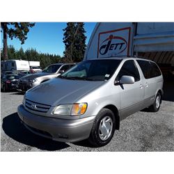 J5 --  2002 TOYOTA SIENNA LE, SILVER, 240716 KM'S