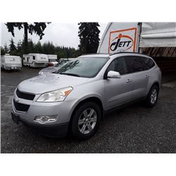K6 -- 2009 CHEVROLET TRAVERSE LT SUV, SILVER, 138,863 KMS