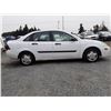 Image 4 : A12H --  2003 FORD FOCUS LX S , White , 177613  KM's
