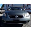 Image 2 : C3 --  2003 NISSAN ALTIMA, BASE, GREEN, 226,520 KM'S
