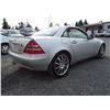 Image 5 : D1 --  1999 MERCEDES SLK 230 KOMPRESSOR CONVERTIBLE , Silver , 96019  KM's  Right Hand Drive